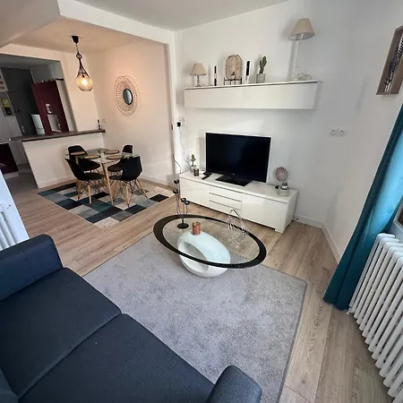 Duplex Havrais - F2 Refait A Neuf - Calme Apartment